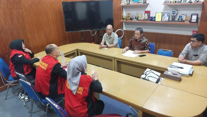 Penyidik Kejati Sumsel menggeledah empat kantor terkait dugaan korupsi Pasar Cinde