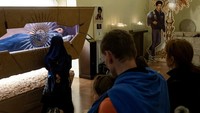 Carlo meninggal di Monca, Italia, setelah didiagnosis menderita leukemia. Jenazahnya dipindah ke Assisi setahun setelah kematiannya.  
