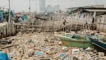 Potret Kehidupan Warga yang Berdampingan dengan Tumpukan Sampah