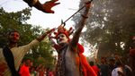 Ritual Unik Umat Hindu di Bangladesh Rayakan Festival Lal Kach