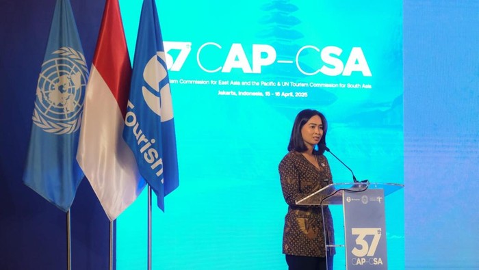 Wamen Pariwisata Ni Luh Puspa