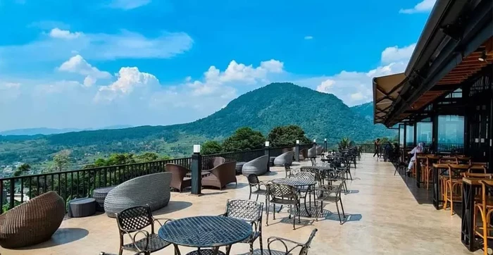 5 Tempat Ngopi di Sentul dengan Pemandangan Alam yang Asri
