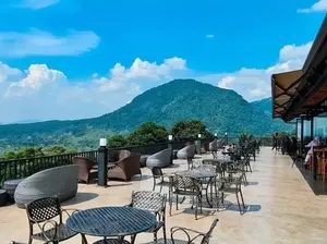 5 Tempat Ngopi di Sentul dengan Pemandangan Alam yang Asri