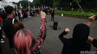 Aksi Kamisan Soroti Pembahasan RUU Polri