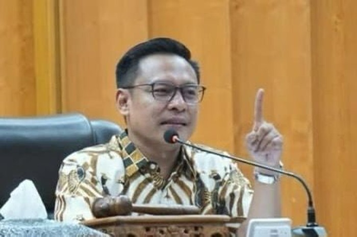 DPRD Surabaya