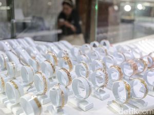 Harga Emas Naik 30 Bulan Beruntun, Inflasinya Tembus 8,42%