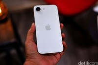 iPhone 16e