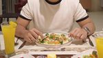 Kesha Ratuliu Dinner Romantis di Rumah Sakit Setelah Lahiran