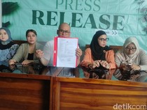 Video: Jadi Korban Arisan Bodong, Emak-emak di Sidoarjo Rugi Rp 13 M