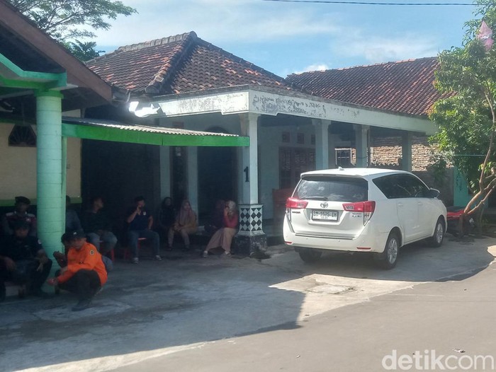 Lokasi hajatan wayangan di Desa Karangturi, Klaten. Diunggah Kamis (17/4/2025).