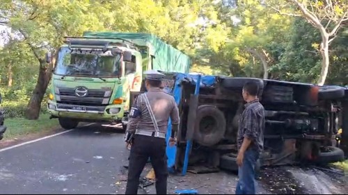 Lokasi kecelakaan tiga mobil di Jalan Denpasar-Gilimanuk, tepatnya di Kawasan Hutan Cekik, Kelurahan Gilimanuk, Kecamatan Melaya, Jembrana, Kamis (17/4/2025). (Dok. Polsek Gilimanuk)
