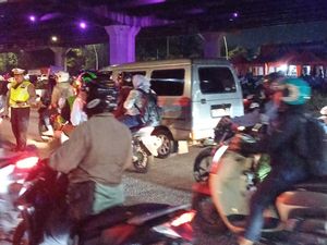 Polisi: Masih Ada 2.500 Truk Antre Masuk Pelabuhan Priok Malam Ini
