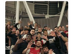 Meme Real Madrid Dilibas Arsenal, Remontada Jadi Ejekan