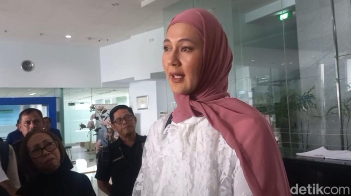 Paula Verhoeven di Komisi Yudisial