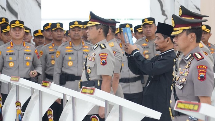 Pelantikan kapolres dan pejabat utama Polda Jateng, Kamis (17/4/2025).