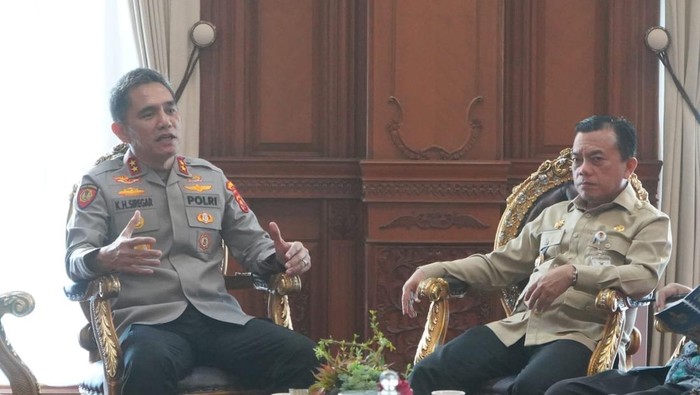 Pertemuan Gubernur Jambi dan Kapolda Jambi.