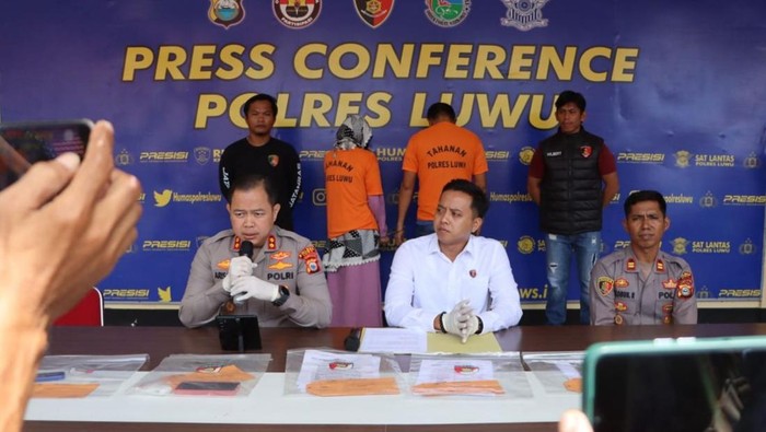 Polisi menangkap pria berinisial MR (53) dan rekan wanitanya, HA (52) usai menipu warga Rp 750 juta dengan modus calo penerimaan anggota Polri.