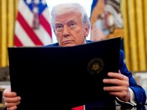 Tarif Trump Bisa Tingkatkan Risiko Pembiayaan-Tekan Ekspor Industri