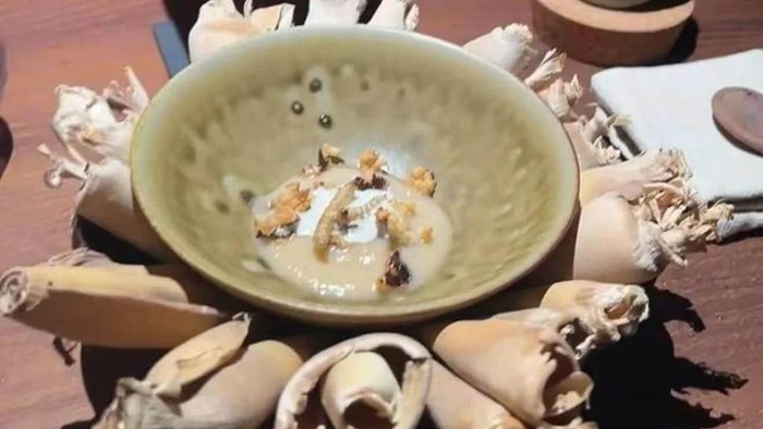 Resto Mewah di Shanghai Ini Tawarkan Dessert Kotoran Gajah