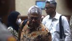 Eks Ketua KPU dan Eks Komisioner KPU Bersaksi di Sidang Hasto