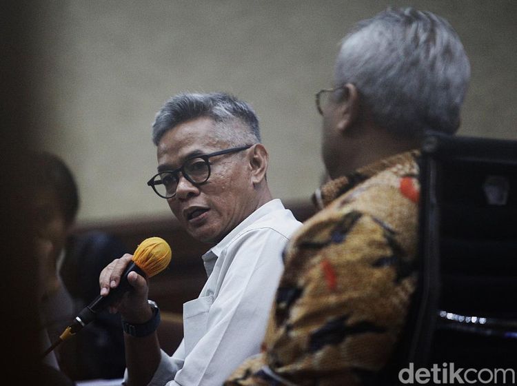 Eks Ketua KPU dan Eks Komisioner KPU Bersaksi di Sidang Hasto