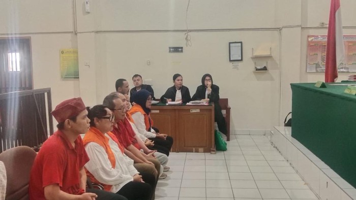 Tujuh terdakwa pencurian minimarket lintas provinsi jalani sidang vonis