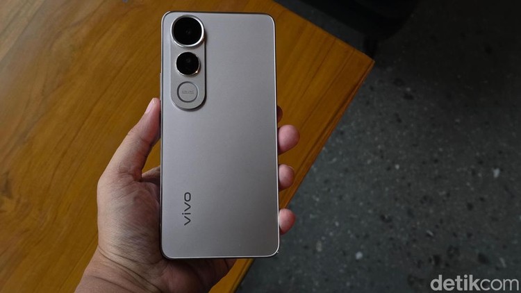 Vivo V50 Lite 5G
