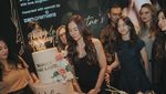 Pesta Ultah ke-44 Wulan Guritno, Berkerudung Ala Ibu Norma Vs Dress Hitam