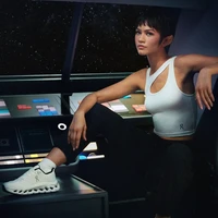 Video disutradarai visual artist Nadia Lee Cohen, dengan penataan gaya oleh stylist langganan Zendaya, Law Roach. Foto: Dok. On