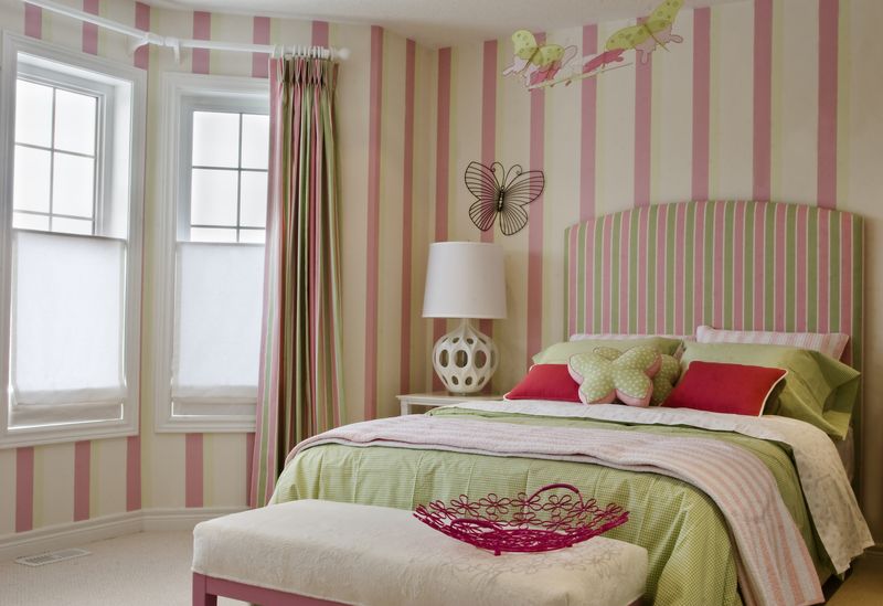 A beautifully decorated bedroom