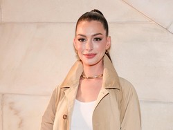 Penampilan Terbaru Anne Hathaway Disebut Unreal, Muncul Dugaan Oplas