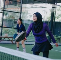 Kenakan pakaian bodycon, lekuk tubuh Aurel jelas terlihat. Banyak yang memuji body goals Aurel sekarang. “Body goals banget, sexy padat berisi. Mantap mamanur,” komentar salah seorang netizen. Foto: Instagram/@aurelie.hermansyah