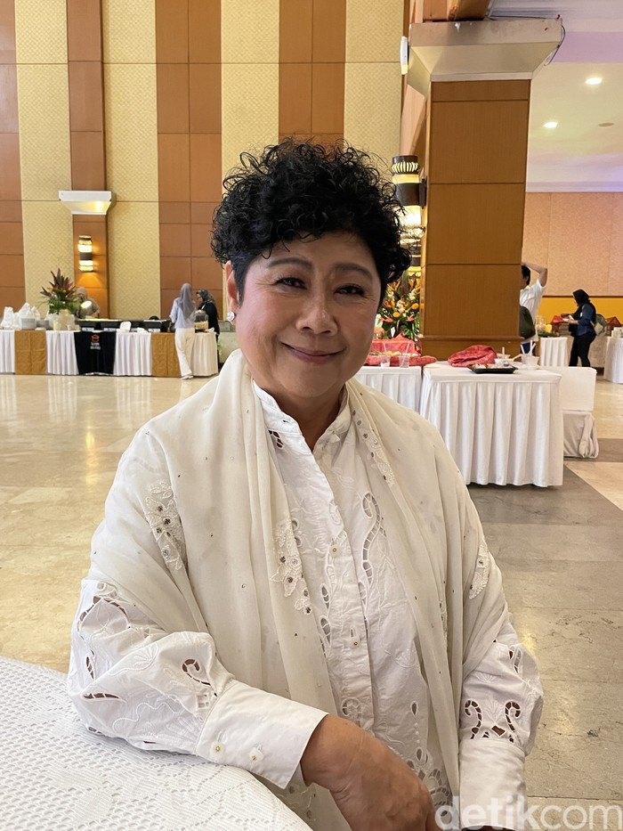 Indrawati Widjaja Indrawati Widjaja (Bu Acin), pemilik Musica Studios, saat ditemui di acara tahlilan 7 hari meninggalnya Titiek Puspa, Kamis (17/4/2025) malam.