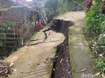 Tanah Gerak Rusak Puluhan Rumah di Sirampog Brebes, Ratusan Warga Mengungsi