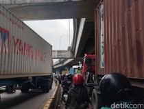Video: Exit Tol Plumpang-Jalan Yos Sudarso Menuju Pelabuhan Tanjung Priok Masih Macet