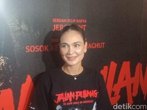 Luna Maya Tebar Senyum Saat Ditanya soal Pernikahan di Bali Bulan Depan