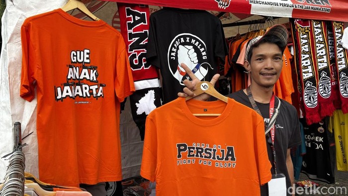 Pedagang Atribut Persija