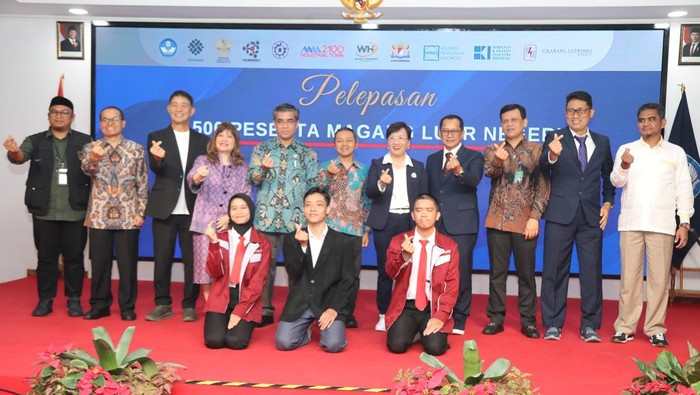 Pesan Menaker Usai Lepas 1.500 Peserta Magang ke Luar Negeri