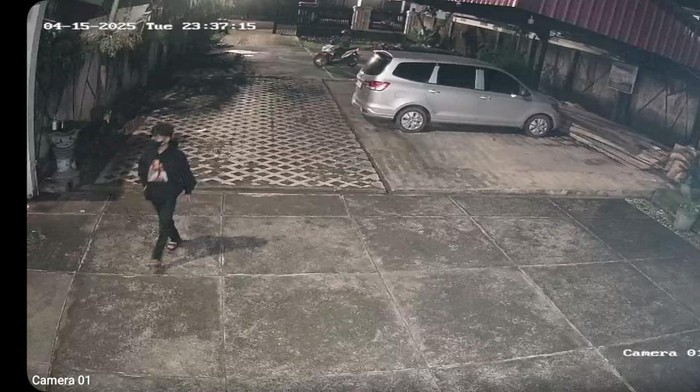 Rekaman CCTV saat pelaku curanmor mencuri motor dinas milik lurah di Lubuklinggau