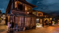 Di Kyoto, Jepang ada gerai Starbucks yang menempati bangunan kuno. Bangunan asli dengan sentuhan kayu dan batu tetap dipertahankan sebagaimana aslinya. Foto: Food Network