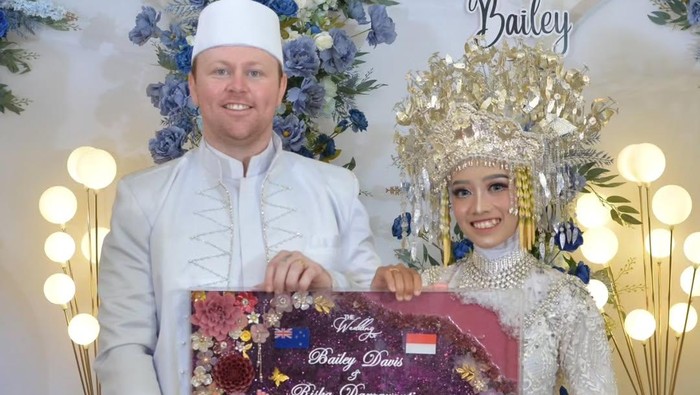 Riska, wanita asal OKU Timur menikah dengan bule dengan mahar capai miliaran rupiah