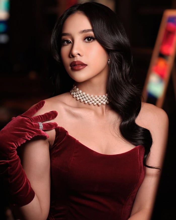 Anya Geraldine
