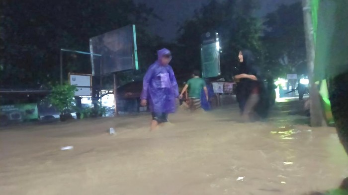 Banjir di Palabuhanratu, Sukabumi.