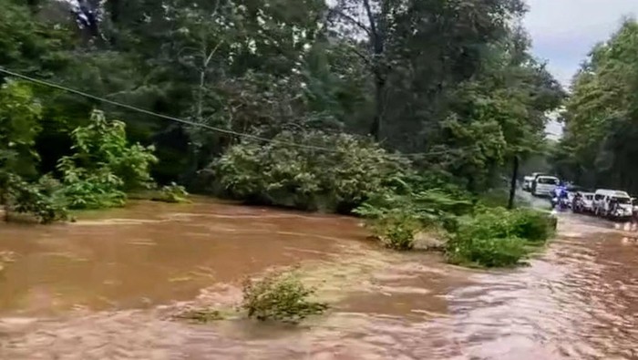 Banjir di TN Baluarn Situbondo
