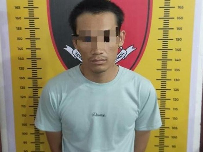 Candra Saputra (22) ditangkap usai mencuri di rumah warga Sergai