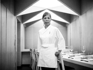 Chef Sushi Ini Berjuang Raih Bintang Michelin Demi Mendiang Suami