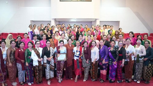 DWP Undiksha menyelenggarakan talkshow inspiratif bertajuk “Perempuan Hebat, Bangsa Bermartabat”, Jumat (19/4/2025). (IST)