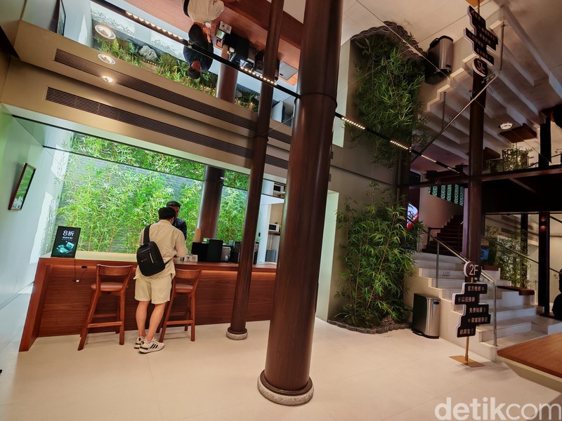 Flagship Store Honor di Chengdu, China.