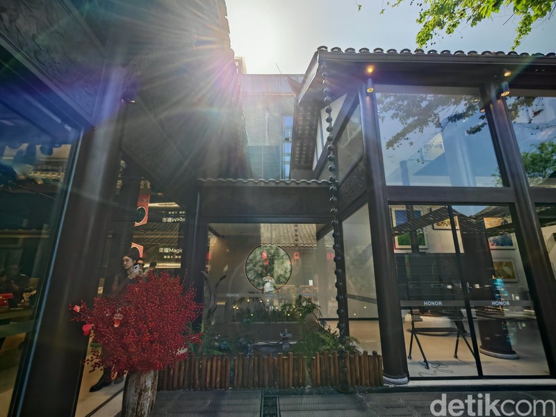 Flagship Store Honor di Chengdu, China.