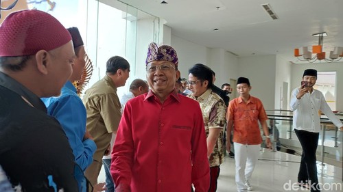 Gubernur Bali Wayan Koster di acara Halal Bihalal MUI di Denpasar, Sabtu (19/4/2025). (Ahmad Firizqi Irwan/detikBali)